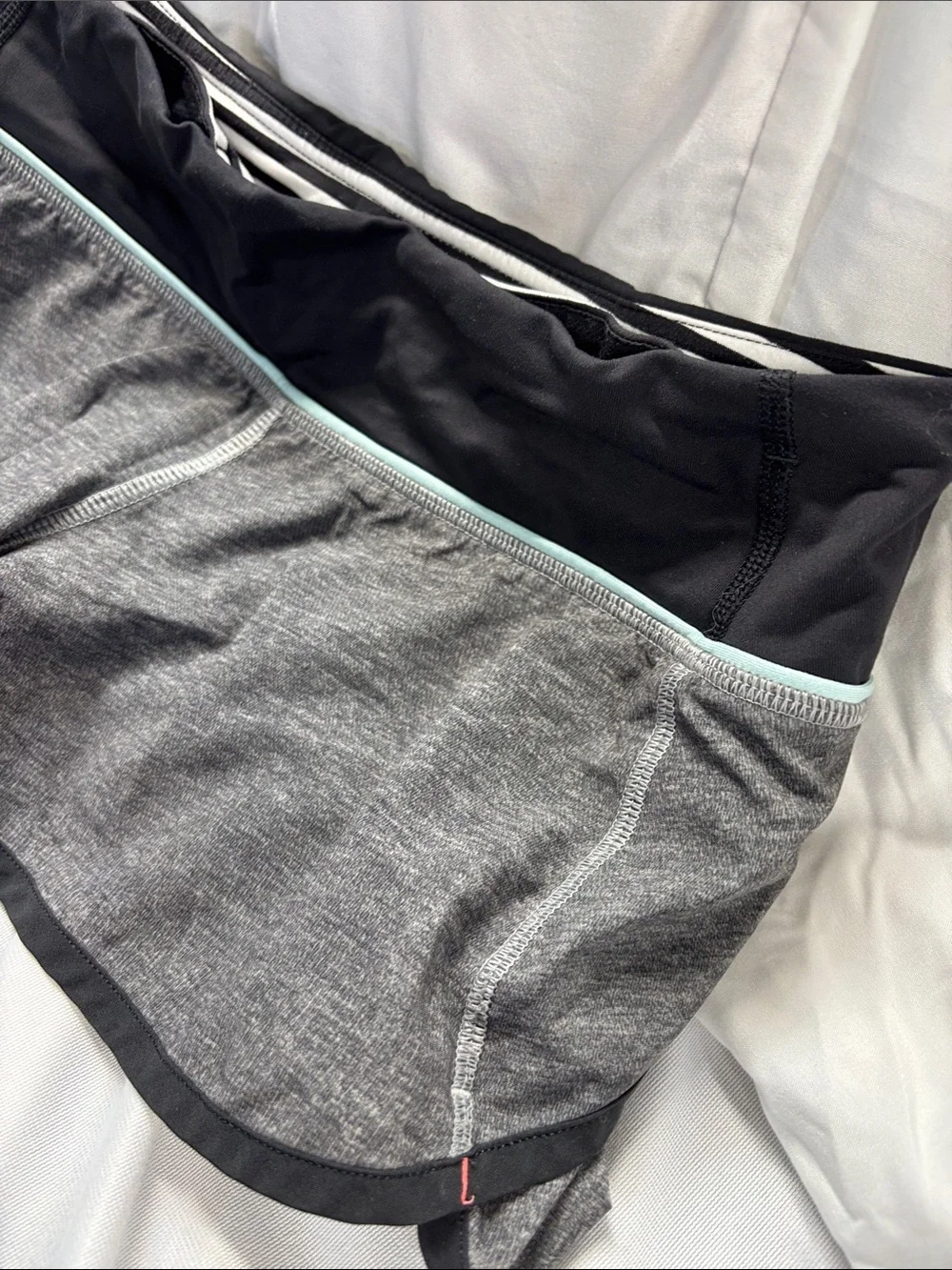 Lululemon Run Speed Up Short  Sweat-Wicking Fabric and Three-Pocket Waistband